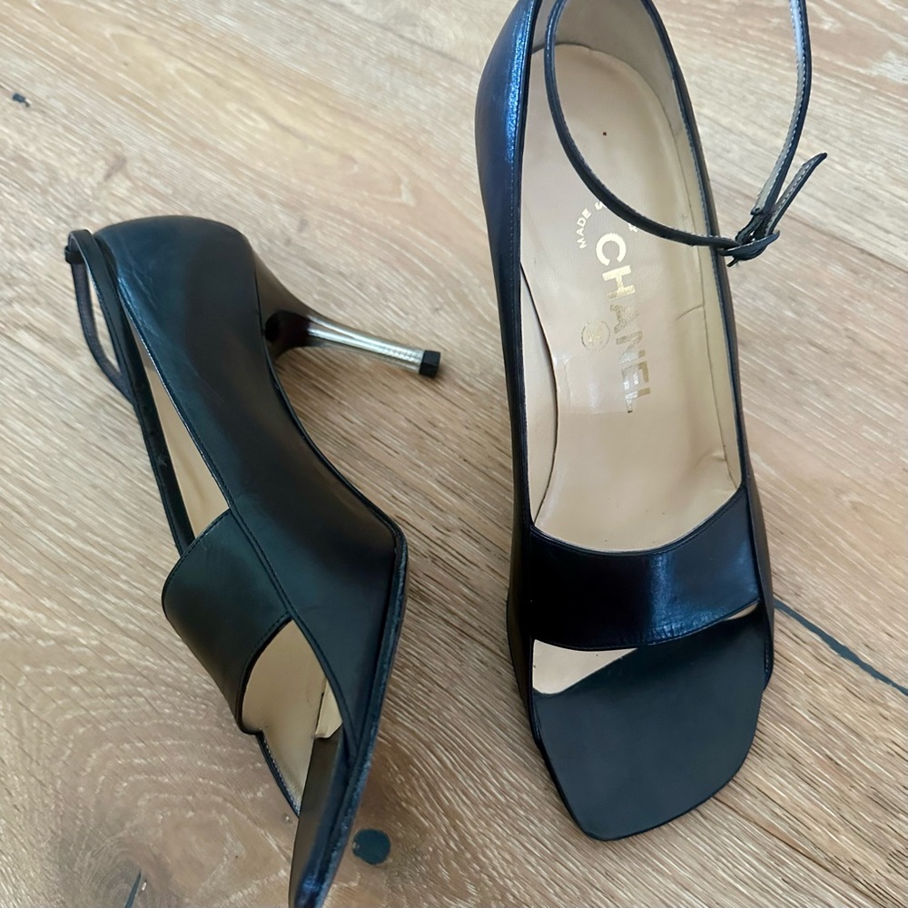 Vintage Chanel Cruise Collection Slingback Heels - Picture 14 of 14